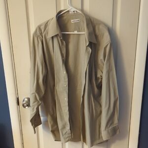 Men's Tan Button-Up Shirt